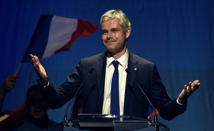 Laurent Wauquiez , le 9 décembre à Saint-Etienne. AFP / PHILIPPE DESMAZES