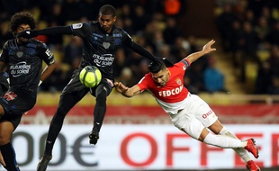 Monaco mène 1-0 contre Nice à Louis-II.