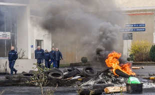 Devant la prison de Longuenesse (Nord) le 22 janvier 2018.