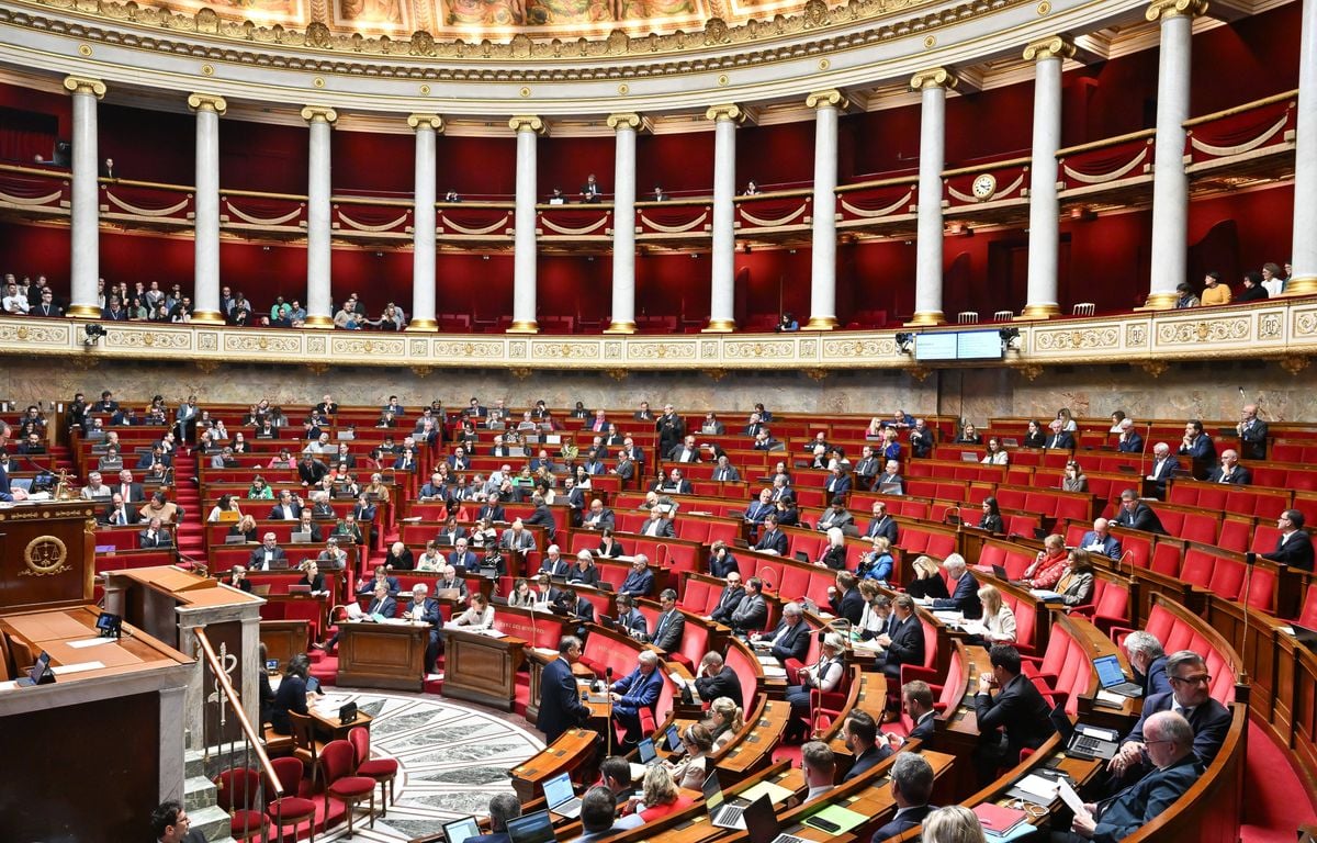 Examen du budget 2026 : Les débats commencent, alors que le PS a déjà brandi la menace d'une dissolution...
