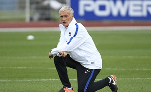 Ce n'est pas à toi de te prosterner, Didier...