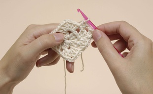 Le crochet n'est plus réservé à mémé !