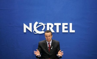 Le président du groupe Nortel, Mike Zafirovski, pendant une conférence de presse à Ottawa, le 2 mai 2007.