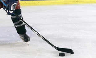 Un garçon de 8 ans est décédé après avoir reçu un palet envoyé dans les tribunes au cours d'un match de hockey sur glace à Dunkerque