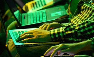 Un chercheur assurant travailler pour l'Organisation de l'Energie Atomique d'Iran a signalé au groupe finlandais de cybersécurité F-Secure que le programme nucléaire iranien avait été victime d'une cyberattaque, a-t-on appris mercredi auprès d'un responsable de F-Secure.