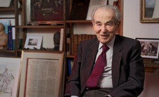 L'ancien avocat et garde des Sceaux, Robert Badinter, qui a permis l'abolition de la peine de mort en France, le 30 septembre 1981.
