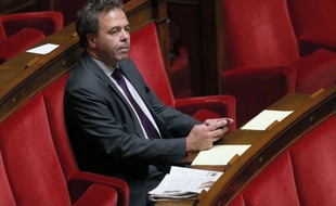 Luc Chatel, vice-président délégué de l'UMP, a déclaré dimanche ne pas croire "qu'on reviendra en arrière" sur le mariage homosexuel même en cas de retour de la droite au pouvoir, se disant "réservé" sur la stratégie du président du parti, Jean-François Copé, sur ce sujet.
