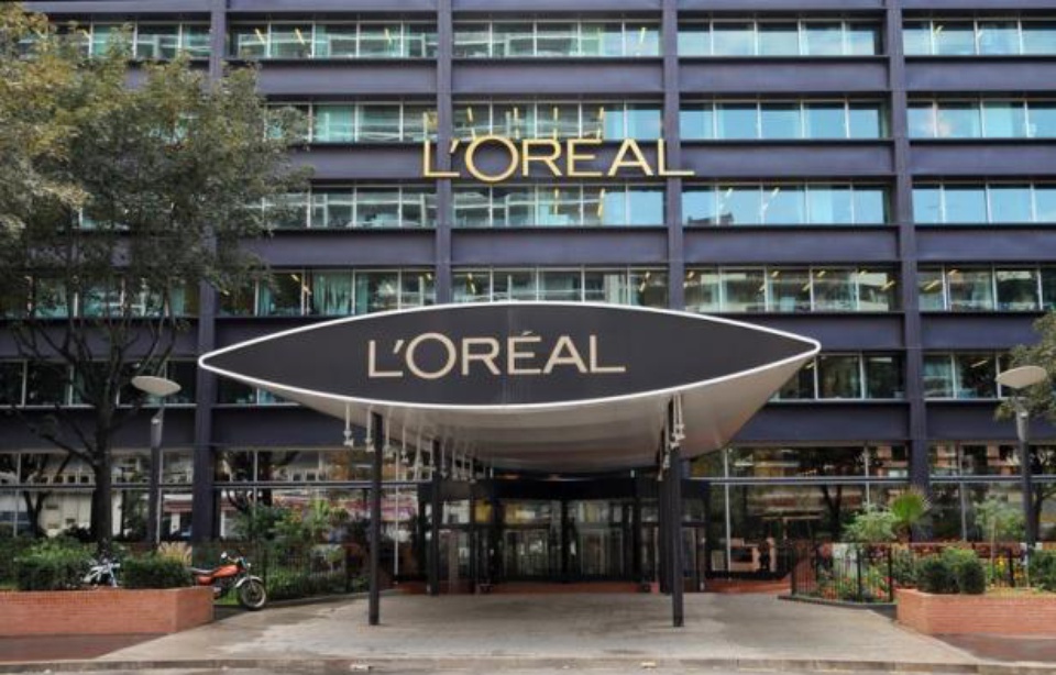 L'Oréal confirme ses objectifs 2012 après un bénéfice semestriel en hausse