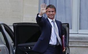 Manuel Valls arrivant à Matignon le 26 aout 2014