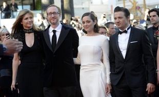 Avec "The immigrant", présenté vendredi à Cannes, le réalisateur américain James Gray reste dans un genre qu'il affectionne, le mélodrame, pour évoquer ses propres origines et placer au centre de l'histoire une femme, personnage lumineux interprété avec puissance par Marion Cotillard.