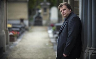 Guillaume Bailly au cimetière du Montparnasse, à Paris, le 16 octobre 2014