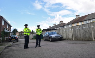 Illustration de policiers britanniques à Londres.