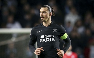 Zlatan Ibrahimovic face à Malmö
