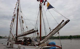 Le voilier (Côtre) "Mutin", en escale à Bordeaux le 6 mai 2014