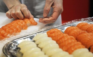 La hausse du pouvoir d'achat en Asie fait peser une menace sur les stocks de certains poissons de mer rares et chers, prisés des riches consommateurs, ont estimé jeudi des experts réunis à Manille pour une conférence de l'ONU sur les océans.