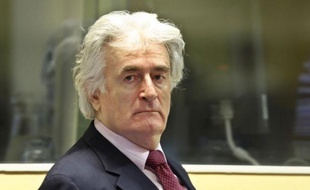 L'ancien chef politique des Serbes de Bosnie Radovan Karadzic a été acquitté jeudi de génocide dans des municipalités de Bosnie en 1992 mais reste poursuivi pour le génocide de Srebrenica par le Tribunal pénal international pour l'ex-Yougoslavie (TPIY).