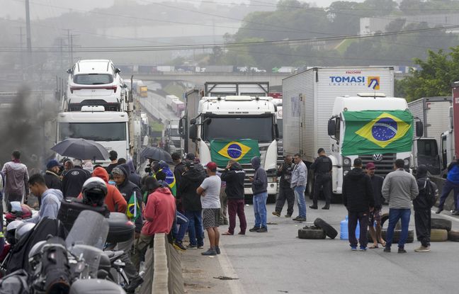 Présidentielle au Brésil : Les blocages de routes s'intensifient, deux jours après la défaite de Jair Bolsonaro