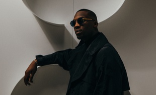 SDM sort son premier album, Ocho