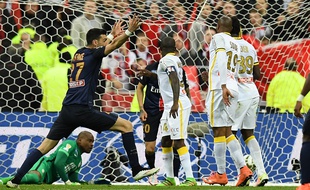 Le joueur du PSG Javier Pastore, le 23 avril 2016, contre le Losc, en finale de la Coupe de la Ligue.