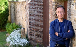 Stéphane Bern aura une rentrée chargée sur France Télévisions