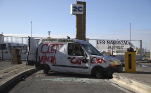 Sur le port de Marseille, lors de la grève du 12 décembre 2019.