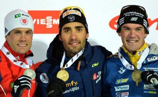 Après trois médailles d'argent, Martin Fourcade a enfin trouvé l'or sur les pistes de Nove Mesto en remportant jeudi le 20 km individuel, 5e titre mondial de sa carrière qu'il savourait malgré le forfait de son rival norvégien Emil Hegle Svendsen.