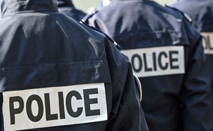 Des policiers. (illustration)