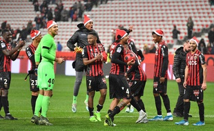 Les Niçois fêtent leur victoire contre Toulouse, le 21 décembre 2019.
