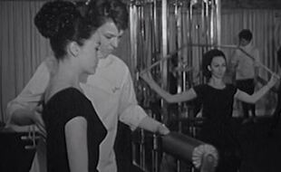 Une salle de sport dans les années 1960.