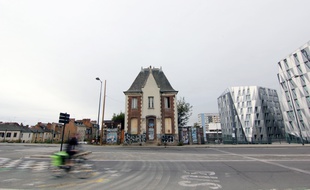 L'octroi de Châtillon, à Rennes, est une maison à l'abandon située au coeur du quartier EuroRennes. Elle sera conservée.