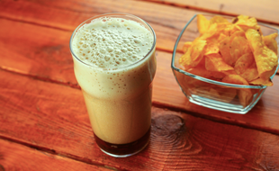 La bière et les chips au comptoir, c'est pas pour tout de suite.