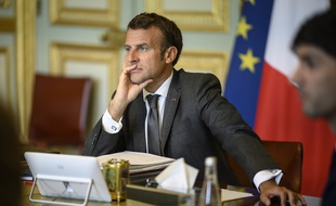 Emmanuel Macron recevra les 150 Français tirés au sort pour la convention citoyenne sur le climat et envisage un référendum.