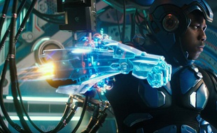John Boyega dans Pacific Rim Uprising de Steven S. DeKnight