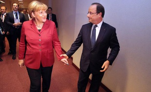 Angela Merkel et François Hollande lors du sommet européen de Bruxelles le 24 octobre 2013.