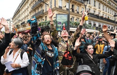 Manifestation de soutien au service d’aide aux jeunes en difficulté à Caen