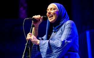 La chanteuse Shuhada' Davitt (Sinead O'Connor)