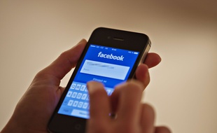 L'application Facebook sur mobile.