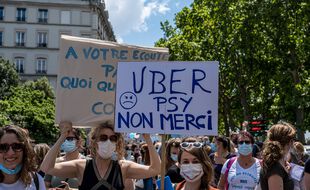 Près de 900 professionnels ont manifesté ce jeudi à Lyon