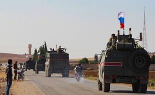 L'armée russe est arrivée à Kobané près de la frontière entre la Syrie et la Turquie, le 23 octobre 2019.