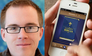 Trevor McKendrick et son application de la Bible en espagnol.