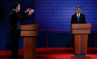 Barack Obama et Mitt Romney, lors du premier débat présidentiel, le 3 octobre 2012, à Denver, dans le Colorado.
