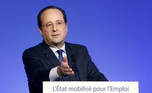 lors de son discours de mobilisation pour l'emploi prononcé à la Maison de la Chimie à Paris, le 28 avril 2014.