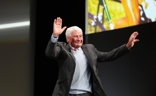 Raymond Poulidor lors de la présentation du Tour de France 2019, le 25 octobre 2018 à Paris.