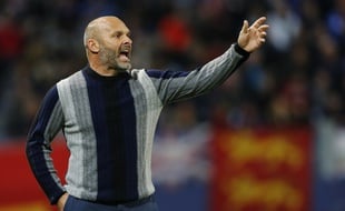 L'entraîneur du TFC Pascal Dupraz lors du match de Ligue 1 à Caen, le 1er octobre 2016.