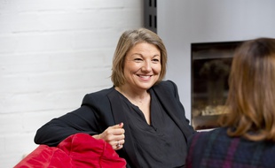 Aurélie Guenant, chef d'entreprise bordelaise, organise des conférences sous la forme des TED