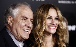 Garry Marshall et Julia Roberts à la première de Valentine's Day le 8 février 2010 à Los Angeles