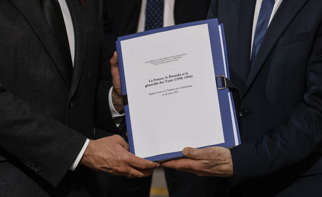 Lors de la remise du rapport sur le rôle de la France dans le génocide des Tutsis, fin mars.
