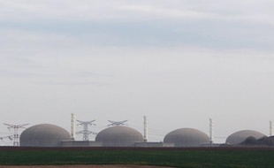 Documentation foisonnante et parfois erronée, clef du tableau électrique indisponible car en commande: une visite inopinée de parlementaires dans deux centrales nucléaires pour des exercices d'urgence n'a rien dévoilé d'alarmant mais donné lieu à des "situations parfois burlesques".