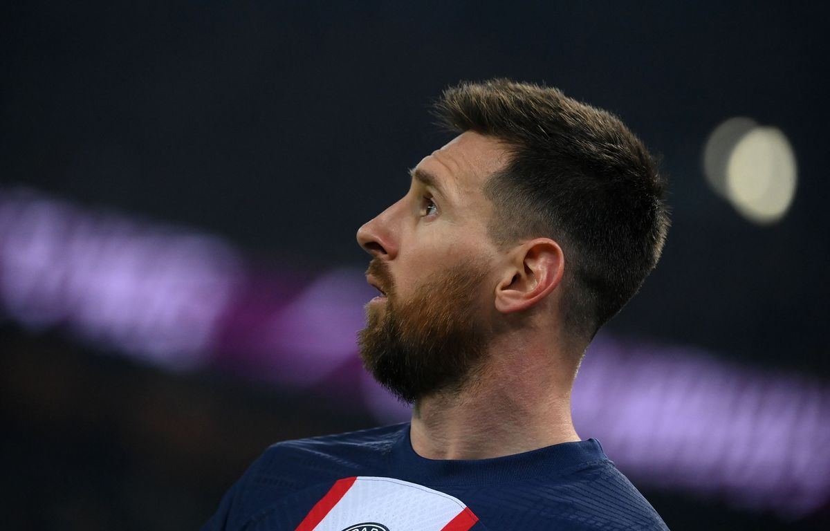 Le ministre du tourisme diffuse des photos de Messi en Arabie saoudite