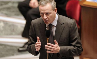 Le ministre de l'Agriculture, Bruno Le Maire, ex-directeur de cabinet de Dominique de Villepin à Matignon, s'est "réjoui" dimanche de la promesse faite la veille par Nicolas Sarkozy de transmettre "tous les documents" nécessaires à l'enquête dans l'affaire Karachi.